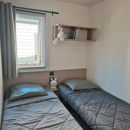 Le Cosy Mobil à 150m De La 5 Etoiles Parc Aquatique Campeggio