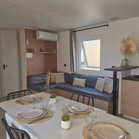 Le Cosy Mobil à 150m De La 5 Etoiles Parc Aquatique Campeggio